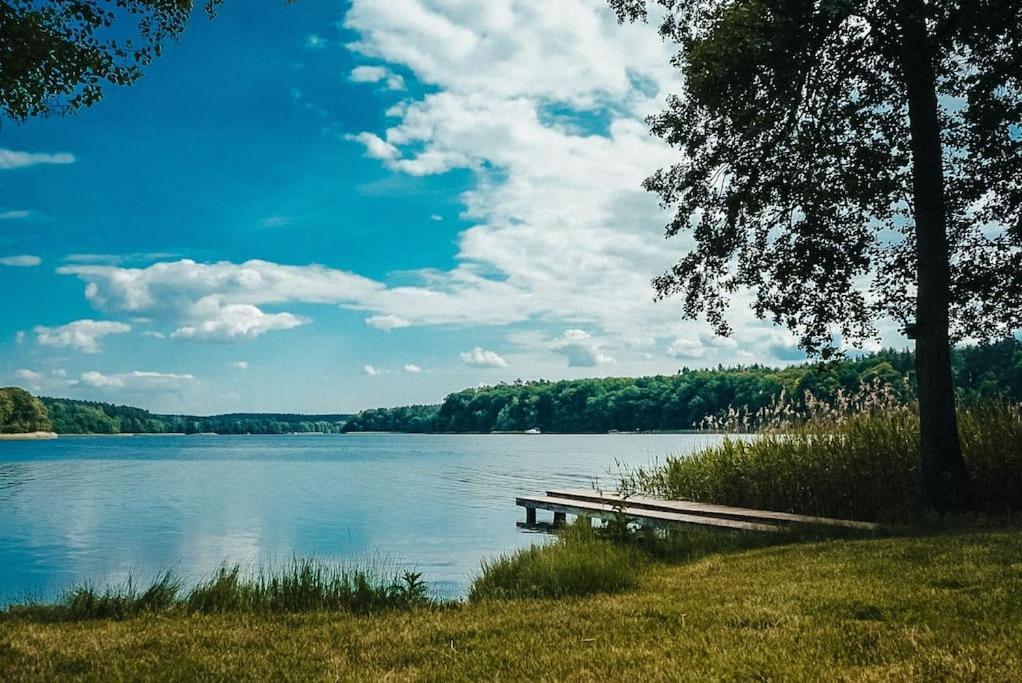 Ferienzimmer Direkt Am See Priepert エクステリア 写真