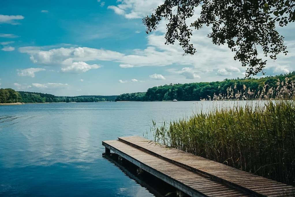 Ferienzimmer Direkt Am See Priepert エクステリア 写真