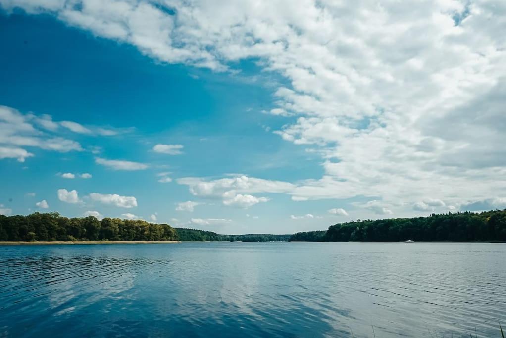 Ferienzimmer Direkt Am See Priepert エクステリア 写真