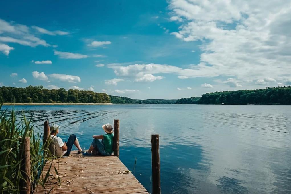 Ferienzimmer Direkt Am See Priepert エクステリア 写真